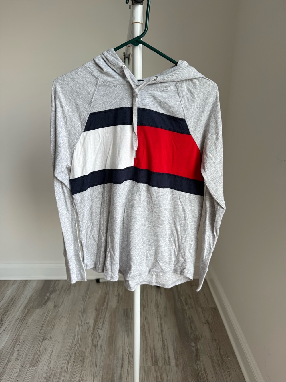 Tommy Hilfiger Sport Women’s Light Weight Hooded Sweater with Red and Navy Strip